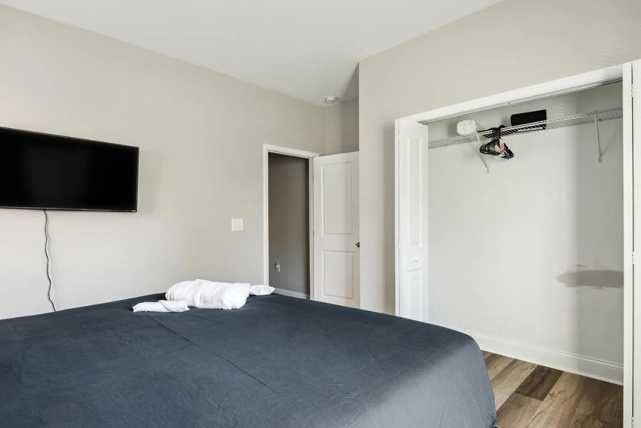 Suite Serenity 12Min From Uptown & Spectrum Ctr Charlotte Holiday home