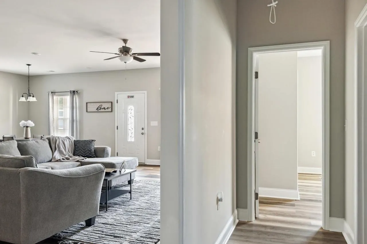 Holiday home Suite Serenity 12Min From Uptown & Spectrum Ctr Charlotte
