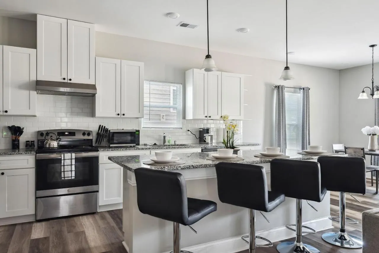 Suite Serenity 12Min From Uptown & Spectrum Ctr Charlotte Holiday home