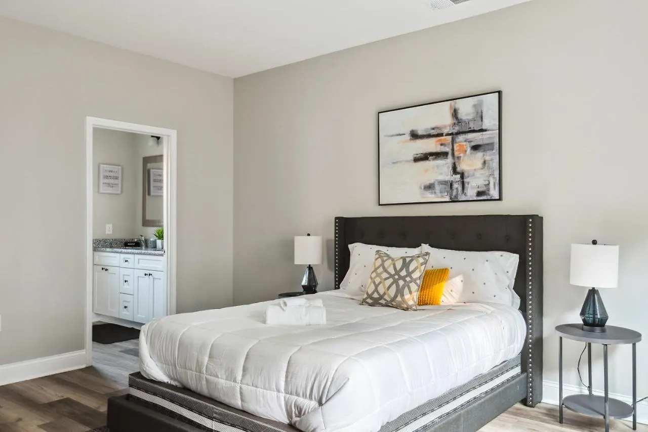 Suite Serenity 12Min From Uptown & Spectrum Ctr Charlotte Holiday home