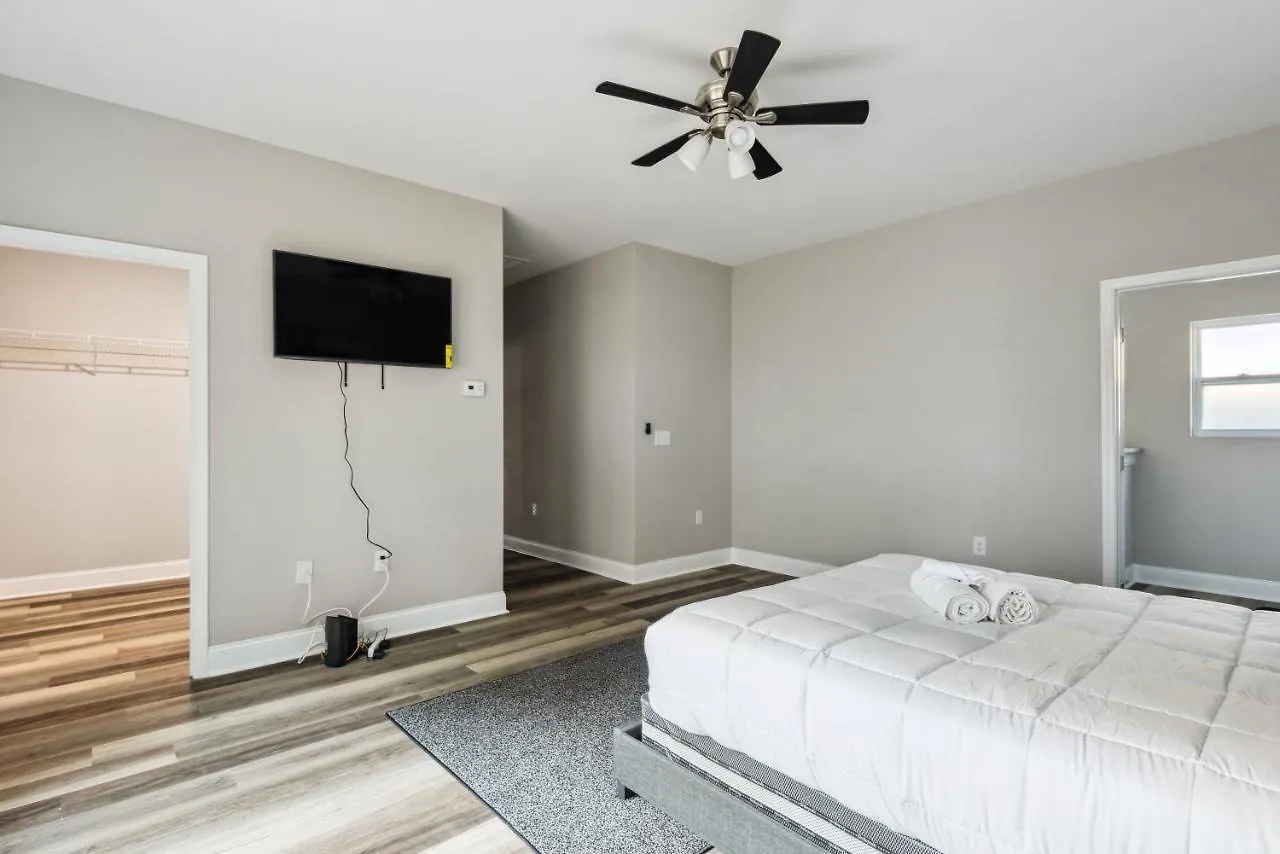 Suite Serenity 12Min From Uptown & Spectrum Ctr Charlotte 0*,  United States